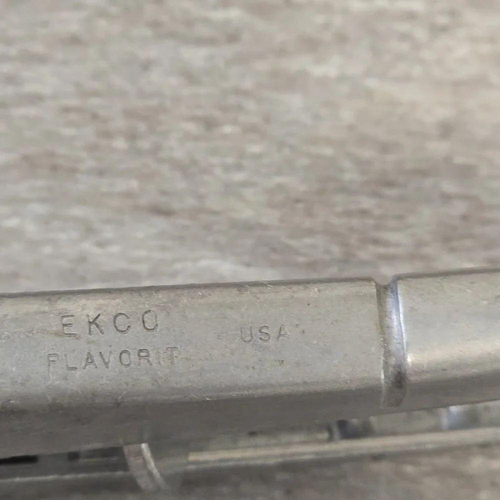 Vintage EKCO Aluminum Garlic Onion Juicer Press – Mid-Century Kitchen Tool USA